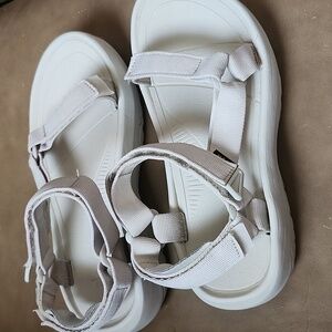 Teva Hurricane Gray Chunky Unisex Ladies Mens Sandals Hiking